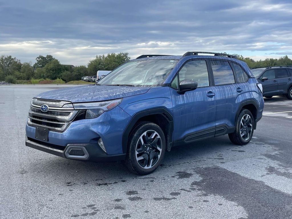 2025 Subaru Forester Limited photo 21