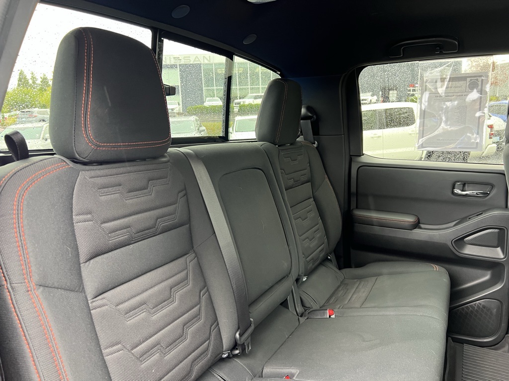 2024 Nissan Frontier PRO-4X photo 24