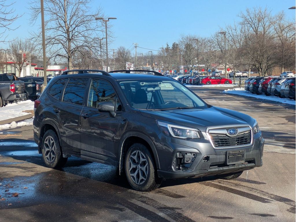 2021 Subaru Forester Premium's photo