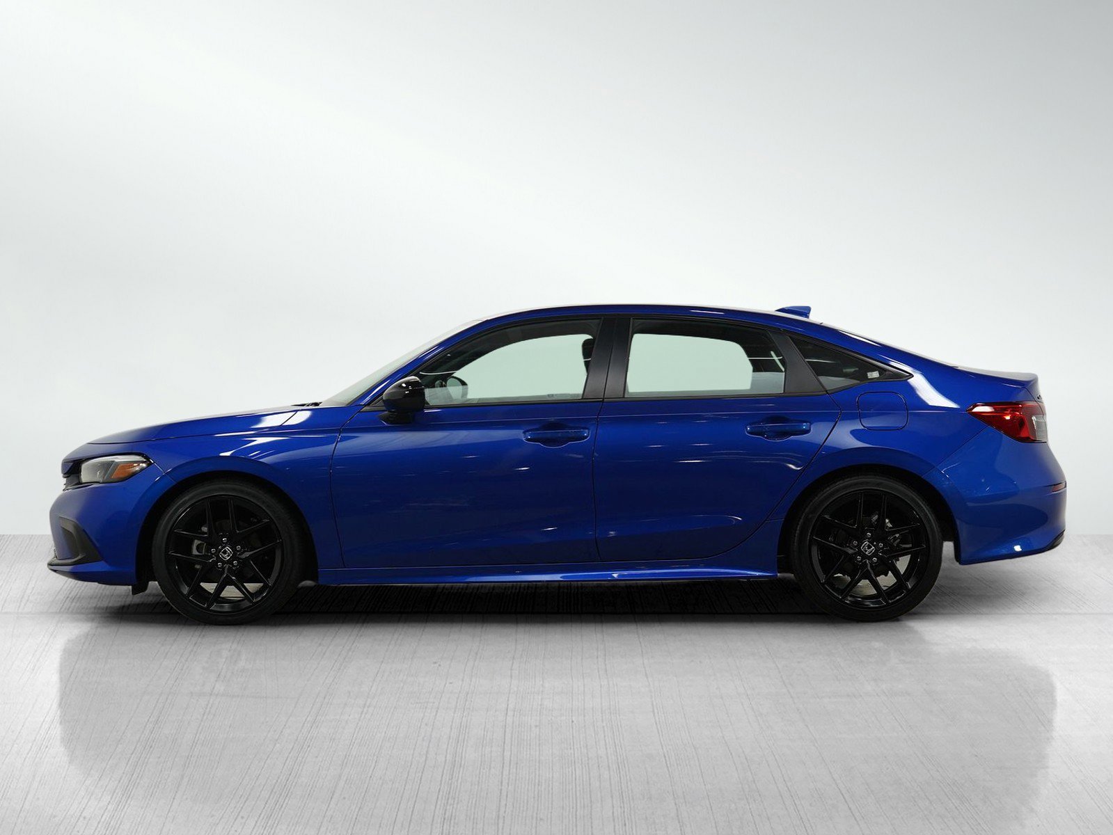 Used 2024 Honda Civic Sport with VIN 2HGFE2F55RH574291 for sale in Burnsville, Minnesota