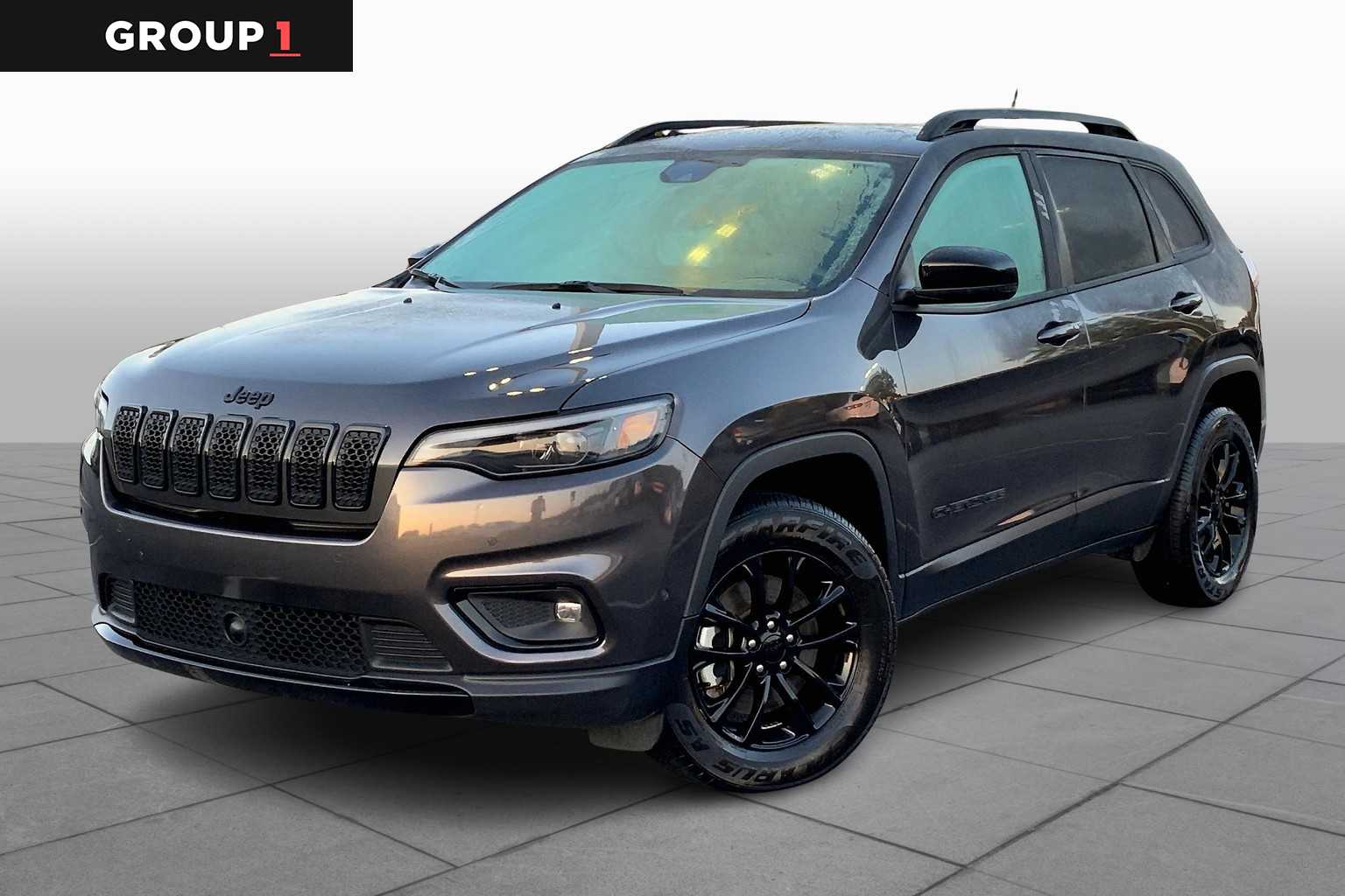 2023 Jeep Cherokee Altitude Lux's photo