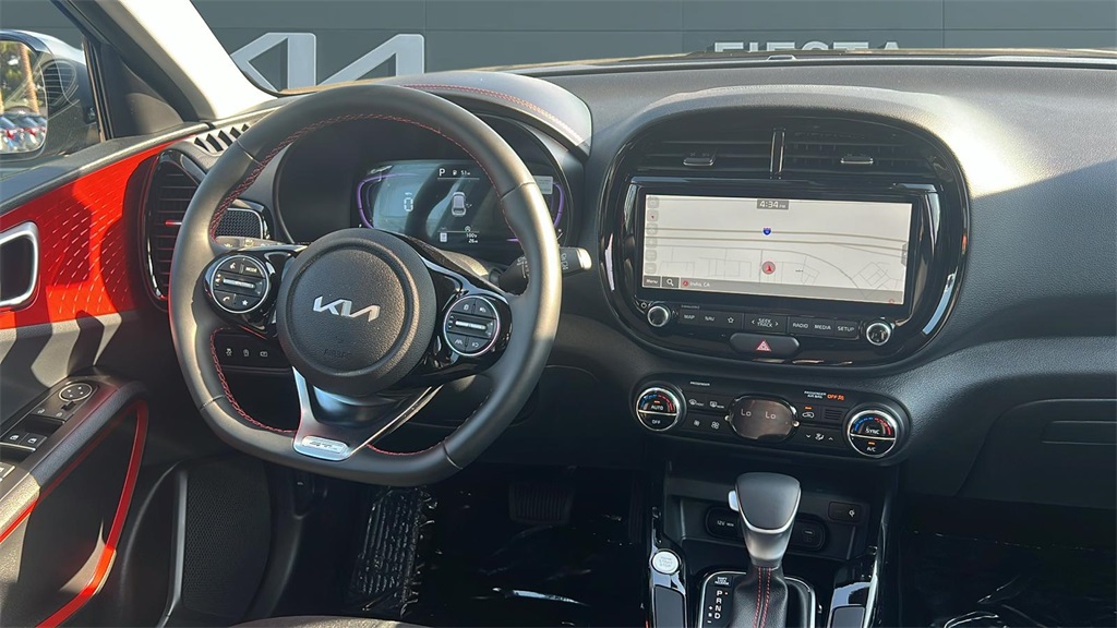 2025 Kia Soul GT-Line photo 15