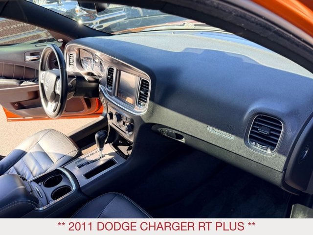 2011 Dodge Charger R/T photo 20