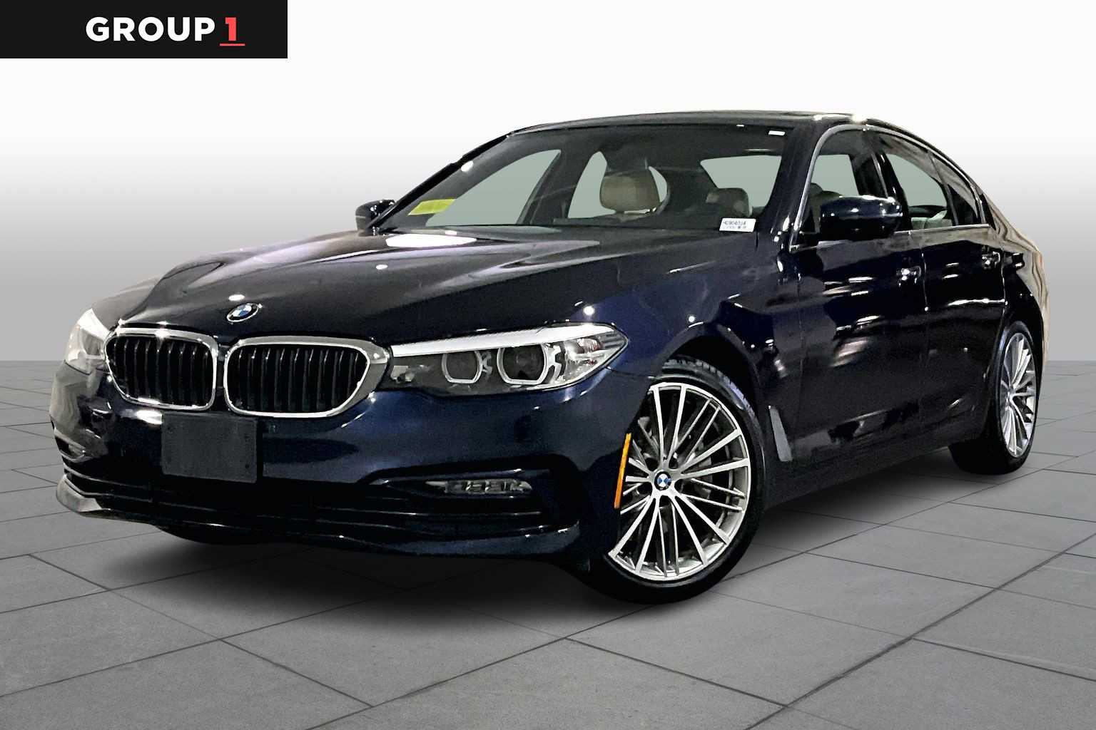 2017 BMW 5 Series 530i's photo