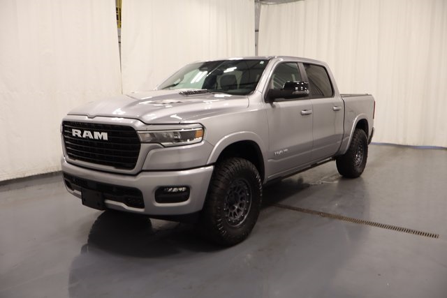 2025 Ram 1500 Laramie photo 4