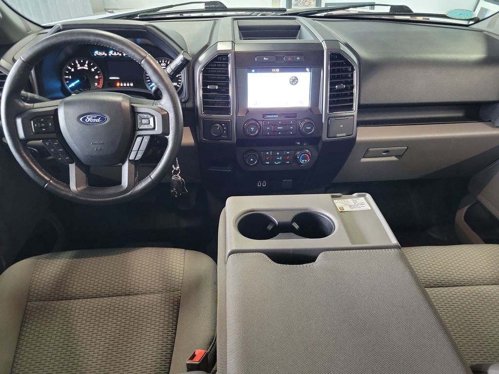 2019 Ford F-150 XLT photo 21