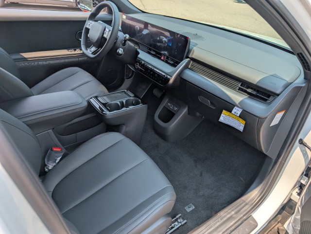 New 2025 ATLAS WHITE/BLACK Hyundai XRT image 21