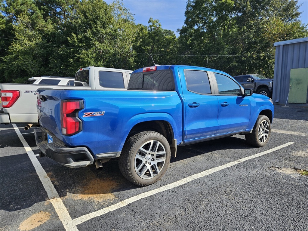 2024 Chevrolet Colorado Z71 photo 10