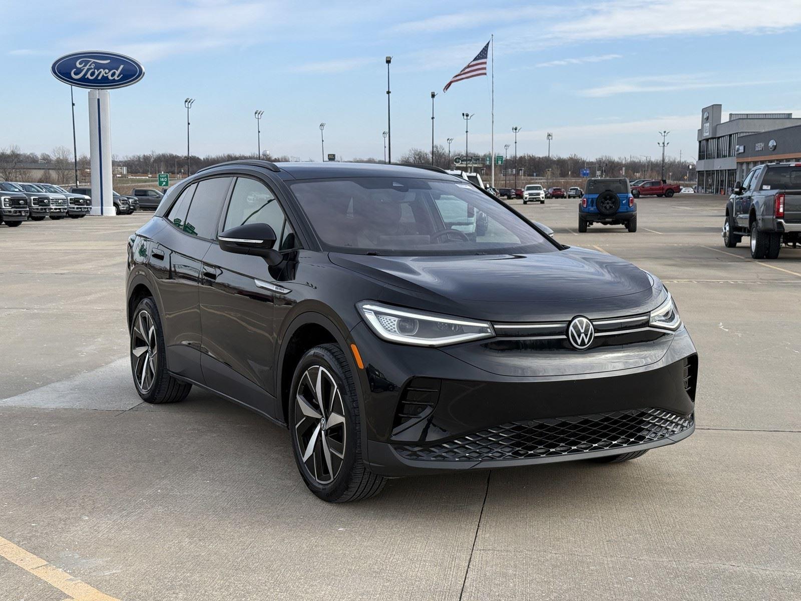 Used 2023 Volkswagen ID.4 PRO S with VIN 1V2GNPE81PC003570 for sale in Kansas City