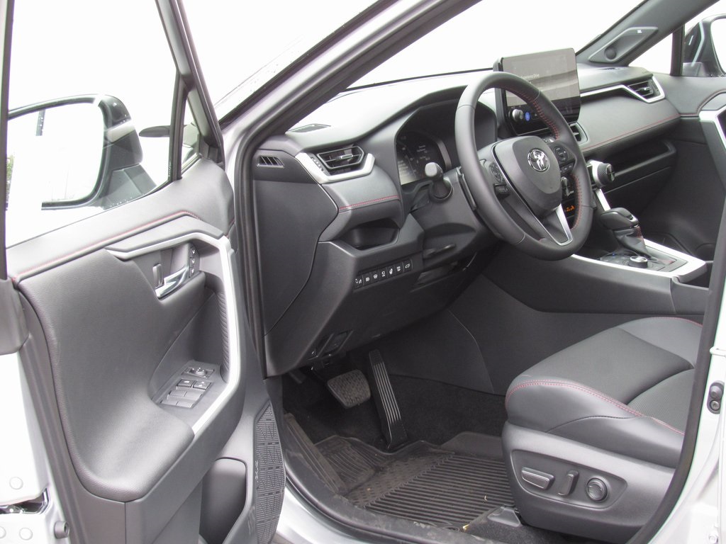 2025 Toyota RAV4 Prime XSE Premium photo 6