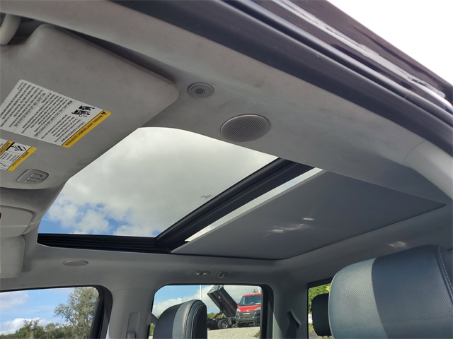 2023 Ford F-150 Limited photo 17