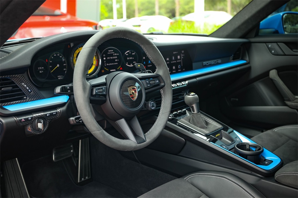 2024 Porsche 911 GT3 photo 35