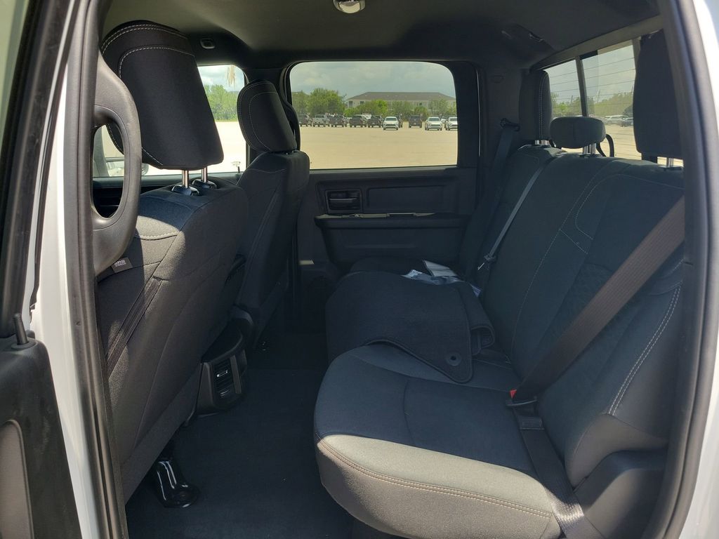 2025 Ram 3500 Tradesman photo 17