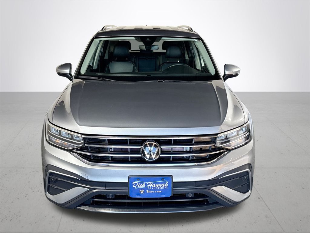 2024 Volkswagen Tiguan SE Wolfsburg Edition photo 3