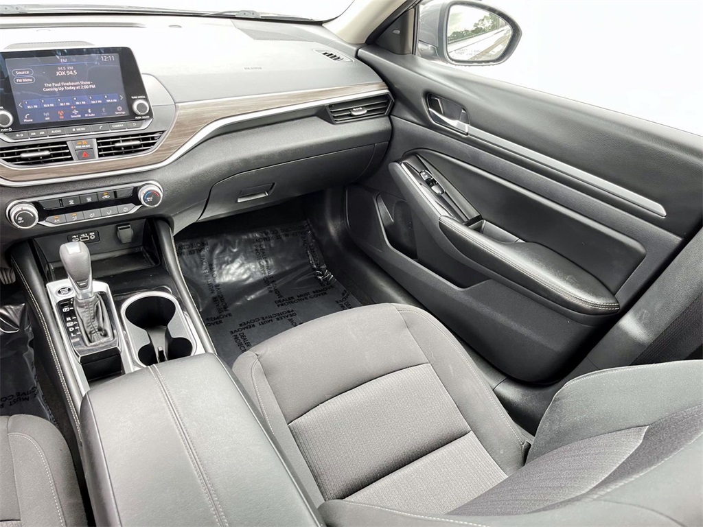 2023 Nissan Altima 2.5 SV photo 28