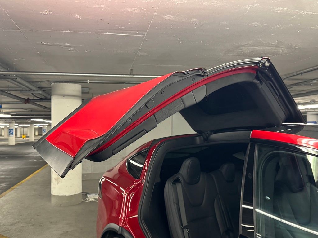 2022 Tesla Model X photo 28