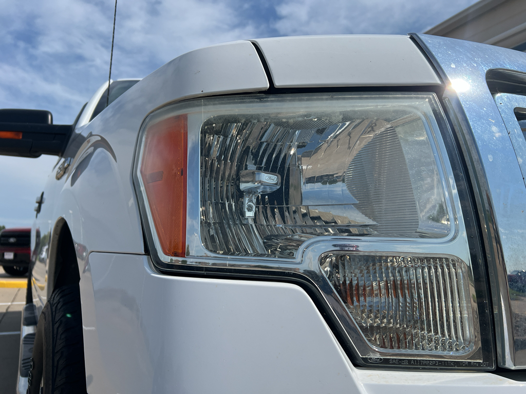2013 Ford F-150 XLT photo 11