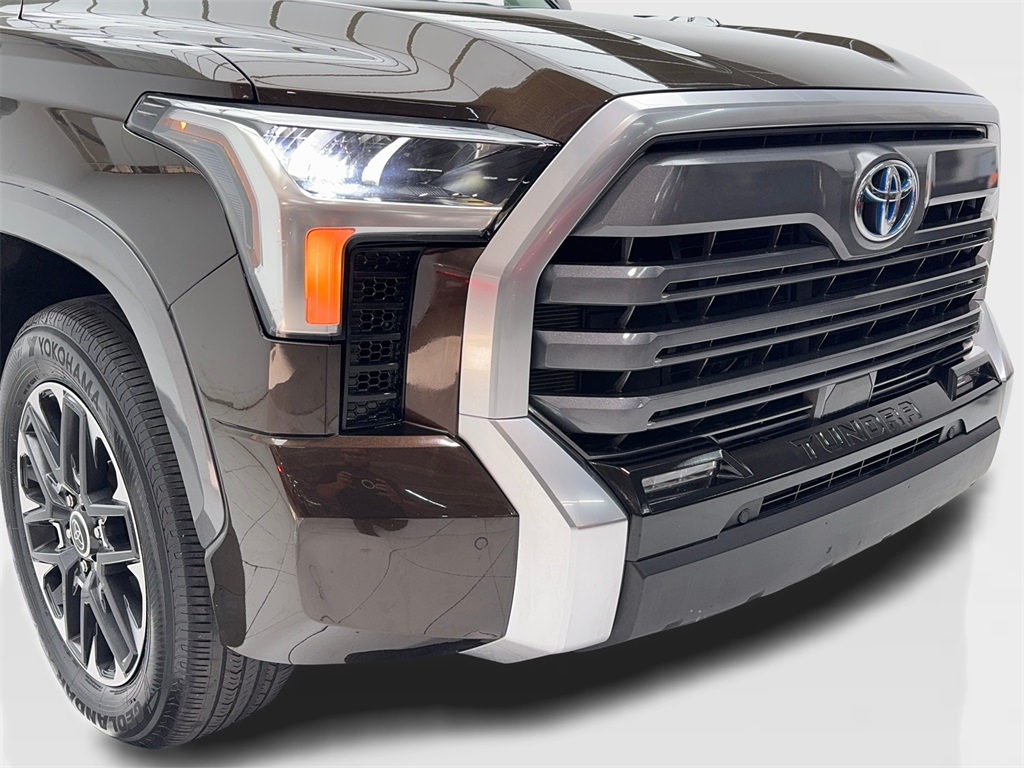 2024 Toyota Tundra Limited photo 3