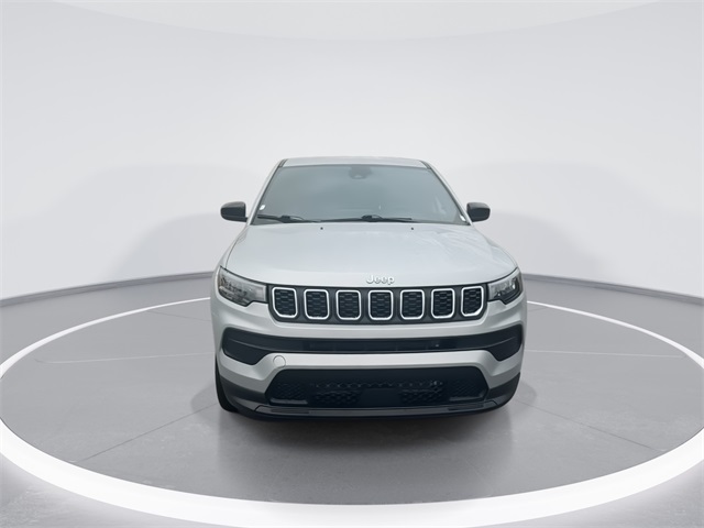 2025 Jeep Compass Sport photo 3
