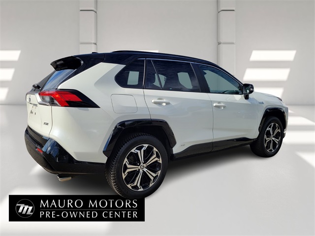 2021 Toyota RAV4 Prime XSE photo 2