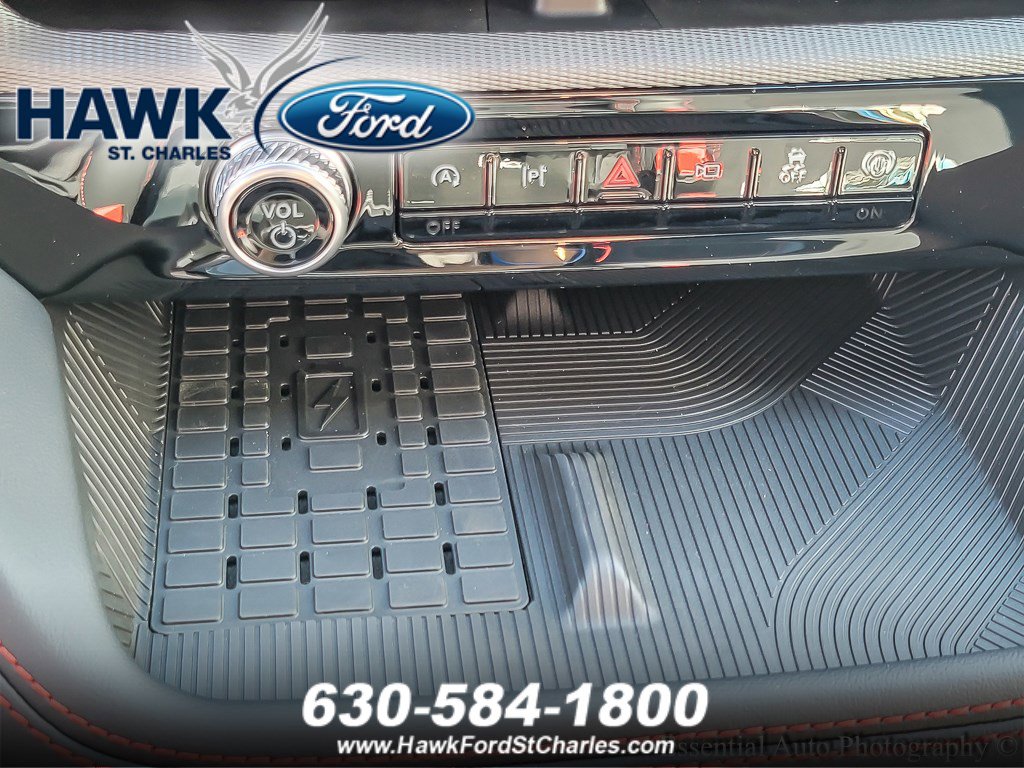 2025 FORD EXPLORER - Image 16