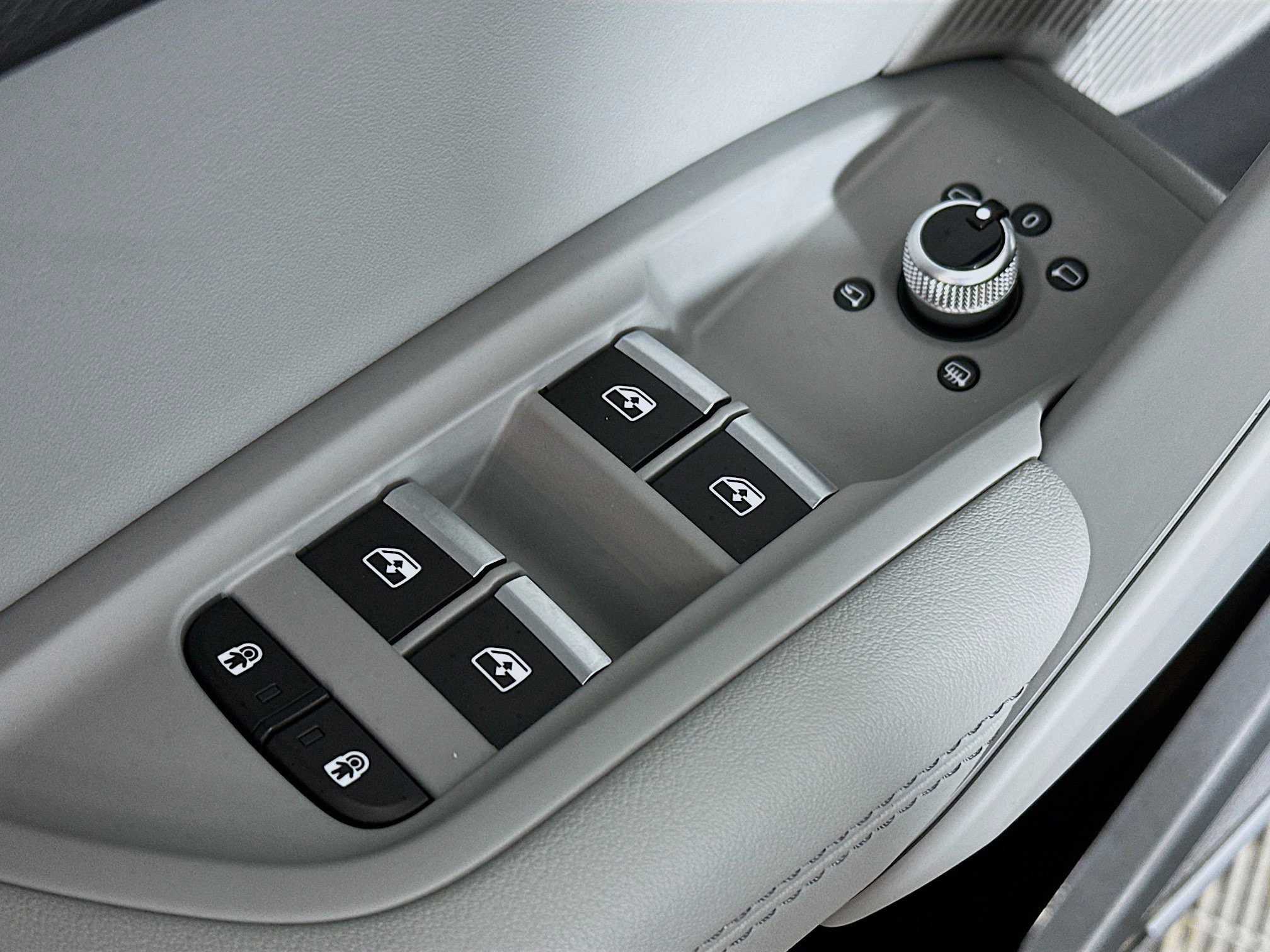 2024 Audi Q5 S line Premium Plus photo 16