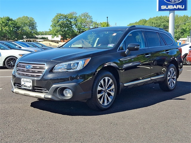 2017 Subaru Outback 2.5i Touring photo 3