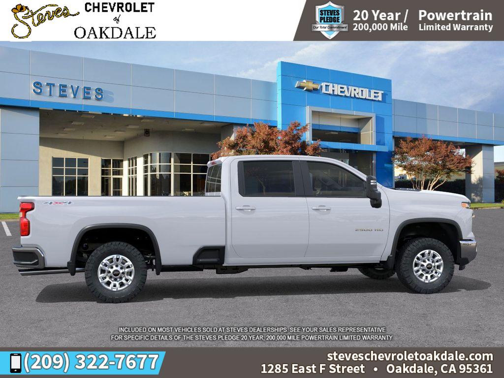 2026 Chevrolet Silverado 2500HD LT photo 4