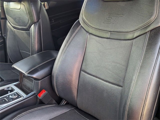 2020 Ford Explorer ST photo 13