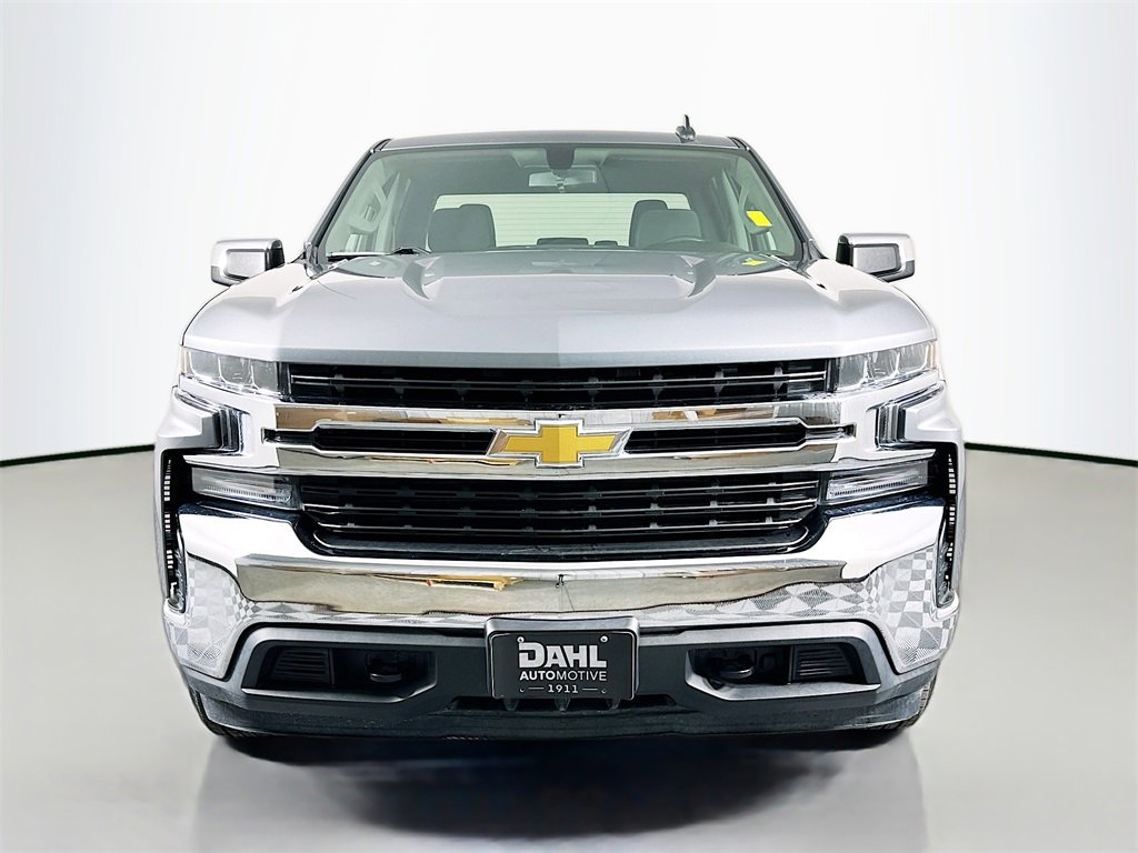 Used 2022 Chevrolet Silverado 1500 Limited LT with VIN 1GCUYDET1NZ214762 for sale in Winona, Minnesota