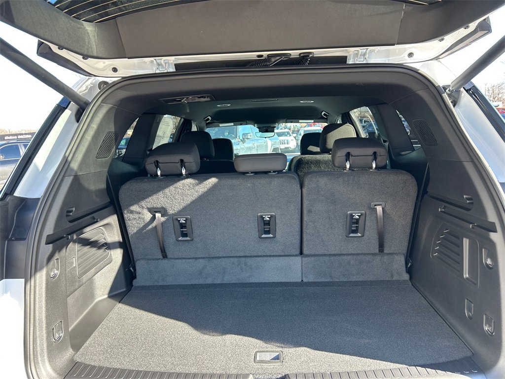 2026 GMC ACADIA - Image 34