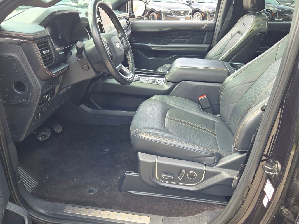 2023 Ford Expedition Platinum photo 26