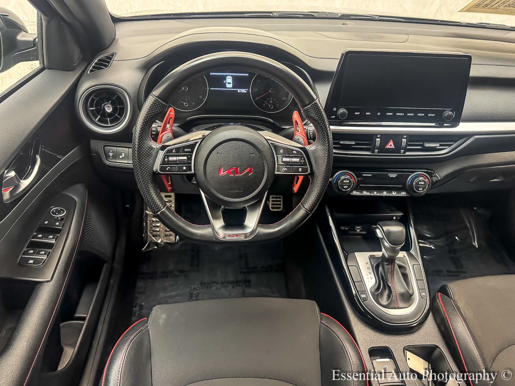 2023 KIA FORTE - Image 13