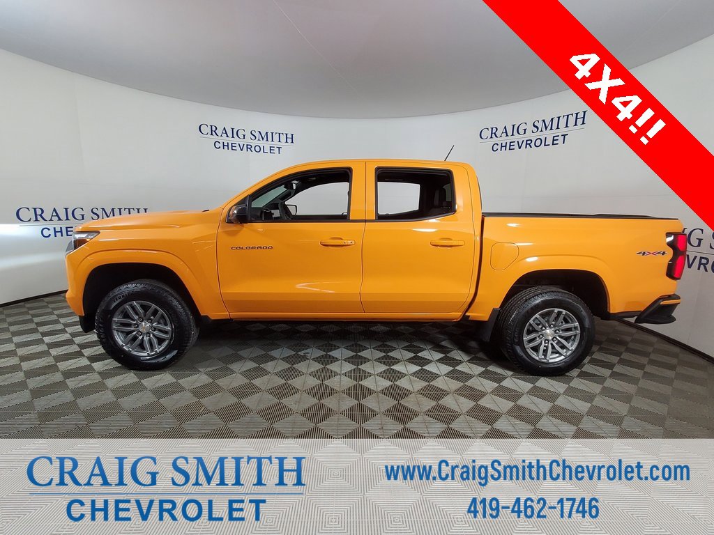 2026 Chevrolet Colorado LT photo 2