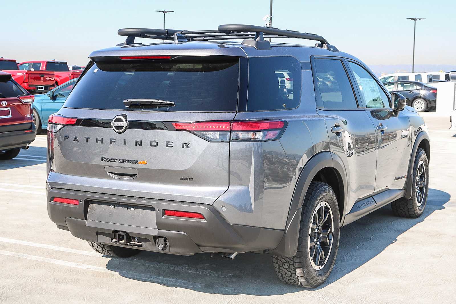 2025 Nissan Pathfinder Rock Creek photo 6