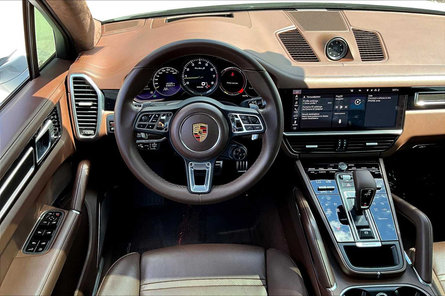 2020 Porsche Cayenne Turbo S E-Hybrid photo 10