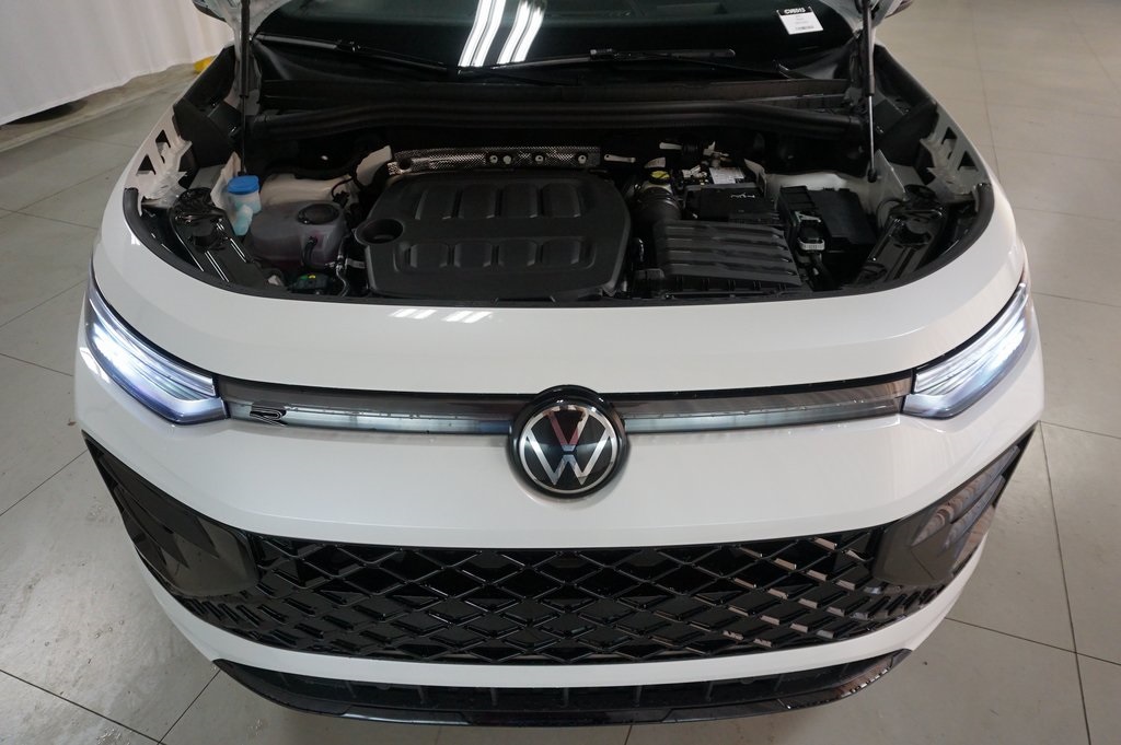 2025 Volkswagen Tiguan SE R-Line Black photo 23
