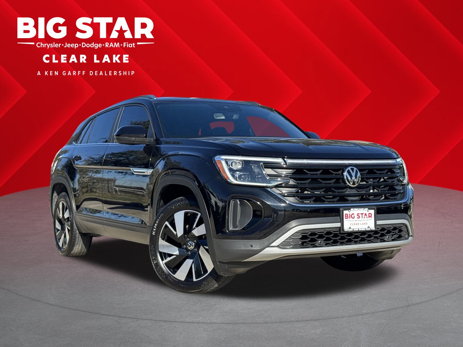 2024 Volkswagen Atlas Cross Sport SE's photo