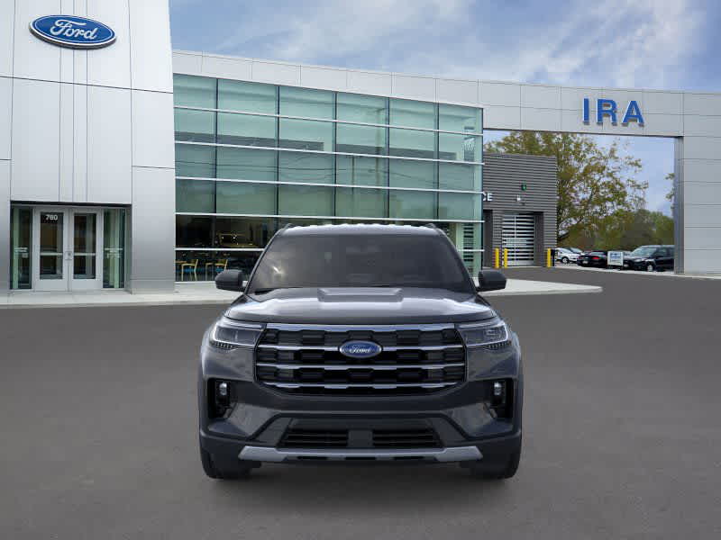2025 Ford Explorer photo 4