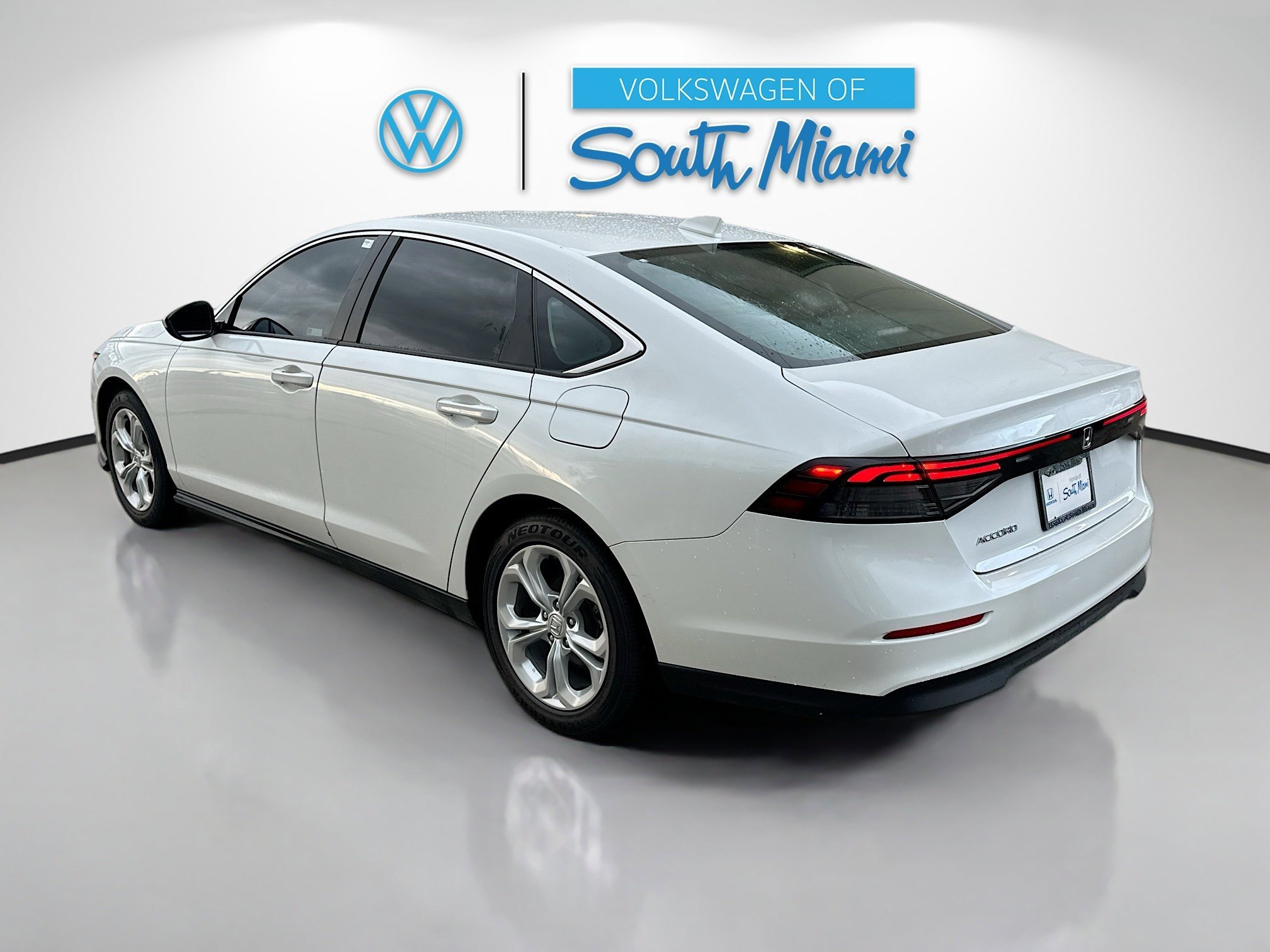 2024 Honda Accord LX photo 4