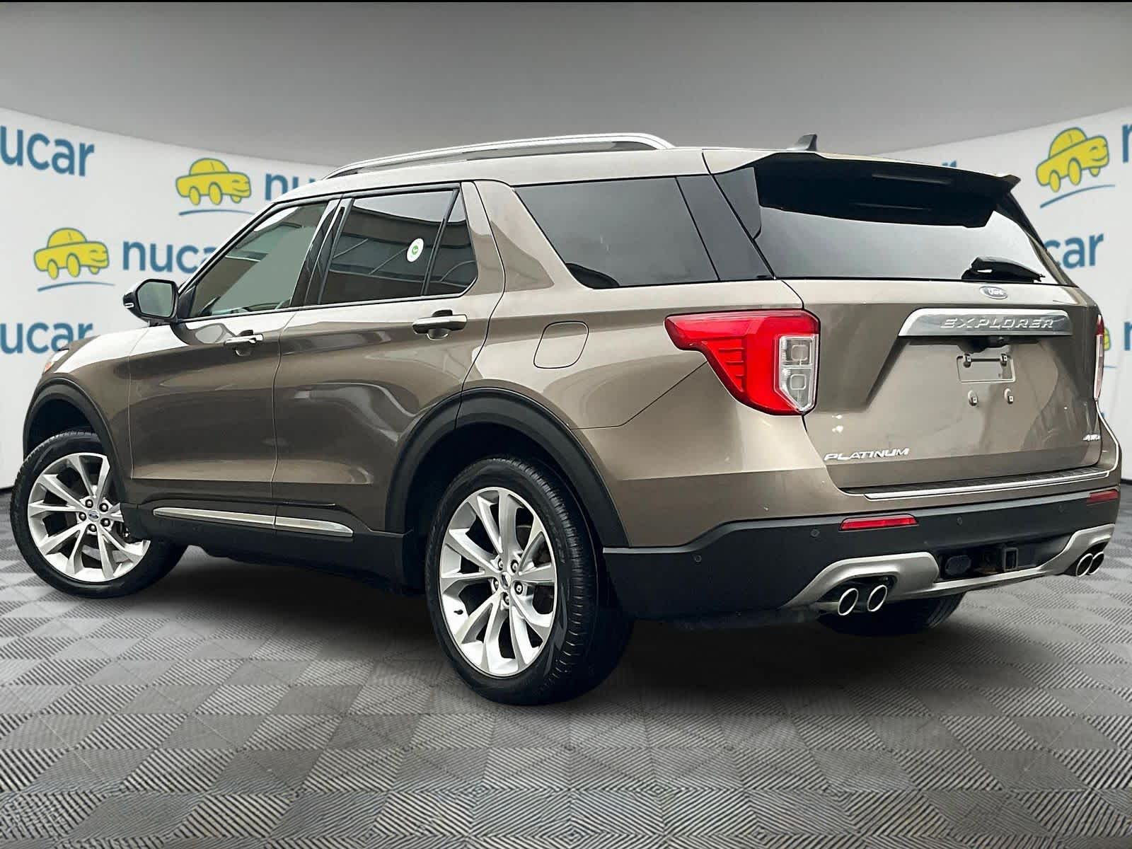 2021 Ford Explorer Platinum photo 4