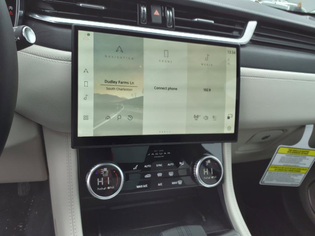 2025 Jaguar F-PACE P250 R-Dynamic S photo 20