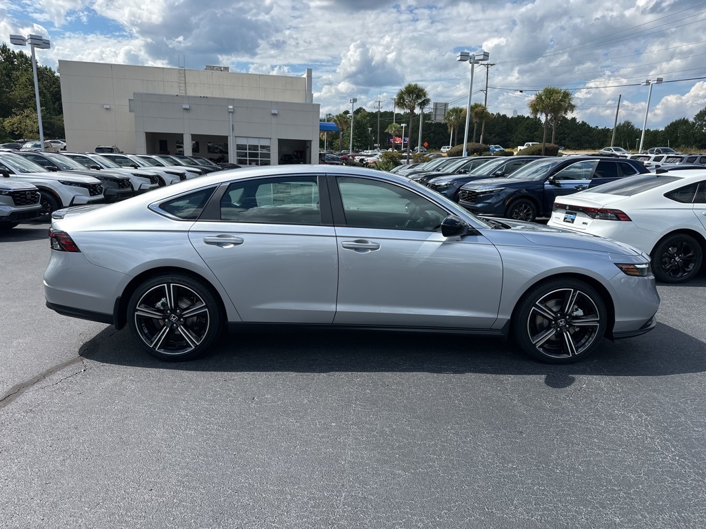 2025 Honda Accord Hybrid Sport photo 2