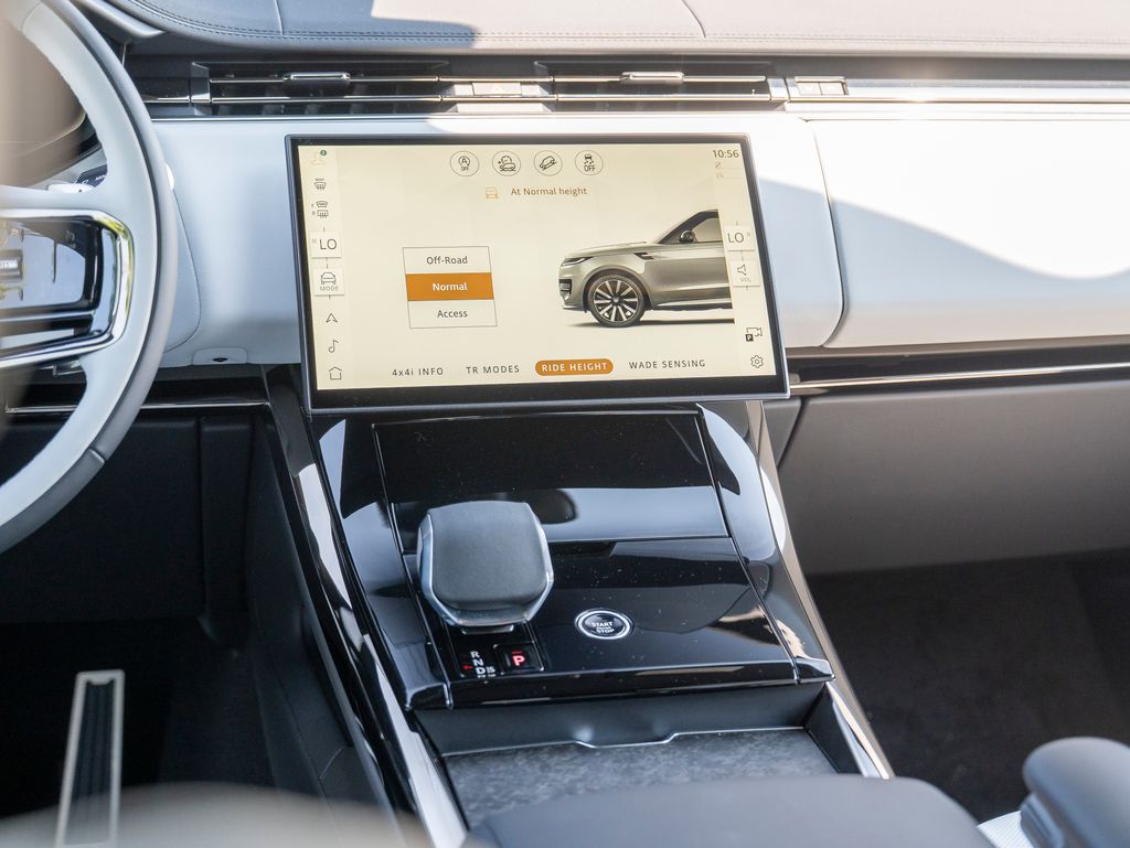 2025 Land Rover Range Rover Sport SE photo 19