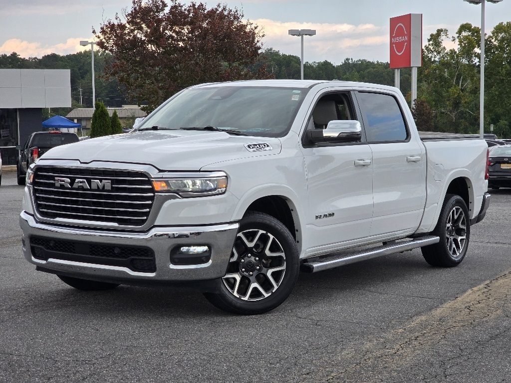 2025 Ram 1500 Laramie photo 2