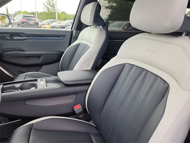 2026 Kia EV9 GT-Line photo 10