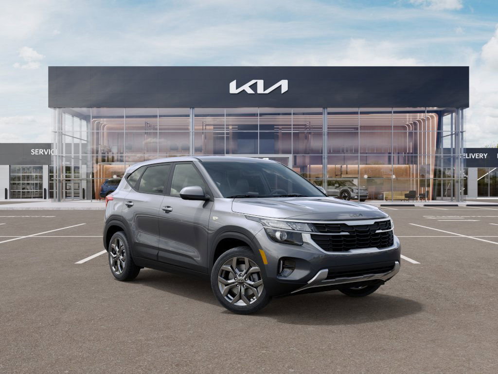 2025 Kia Seltos LX photo 8