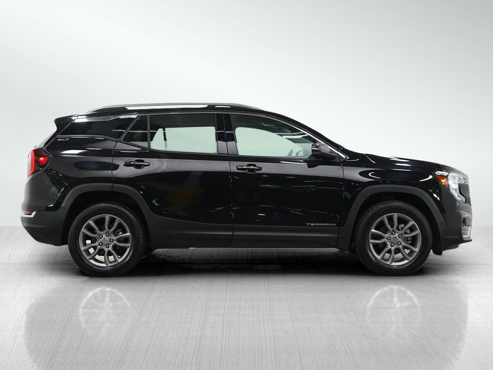 2024 Gmc Terrain SLT photo 4