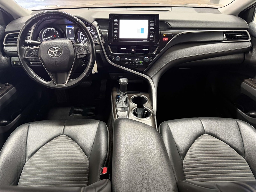 2023 Toyota Camry SE photo 2
