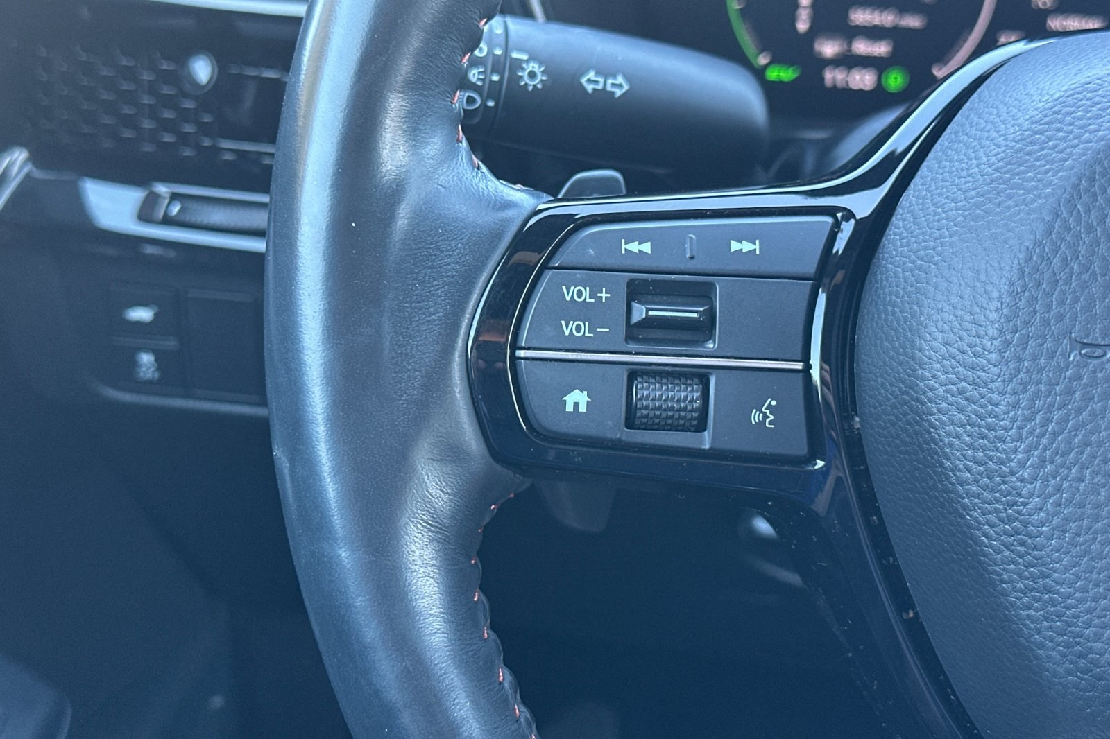 2023 Honda CR-V Hybrid Sport Touring photo 31